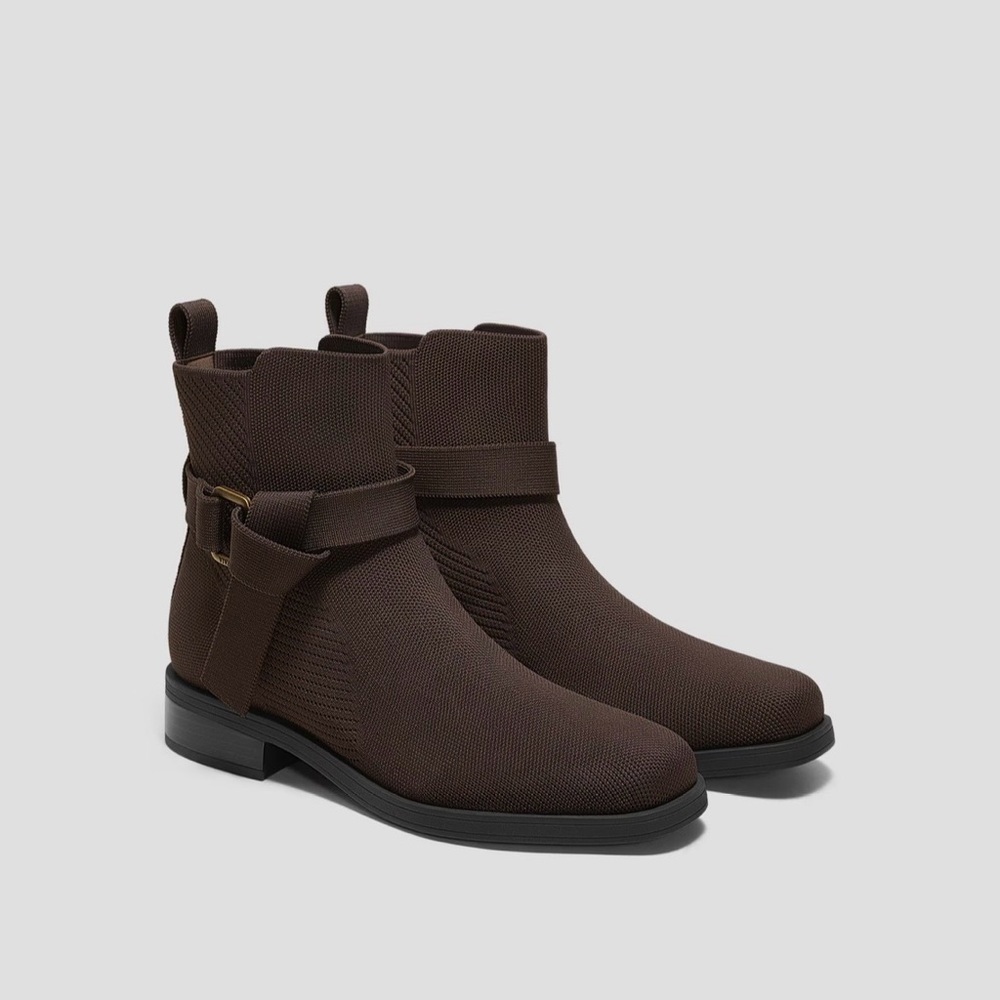 VIVAIA Cailyn Square-Toe Ankle Biker Boots in Dark Chocolate Sz 35.5